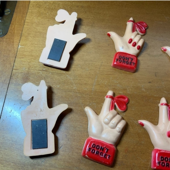 🔥SOLD. 70's vintage, don't forget magnts - Picture 3 of 4